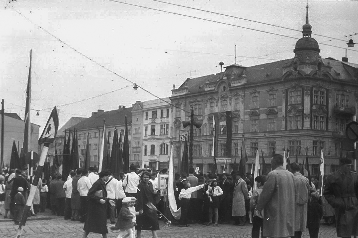 Oslavy 1. máje na Ratibořské ulici