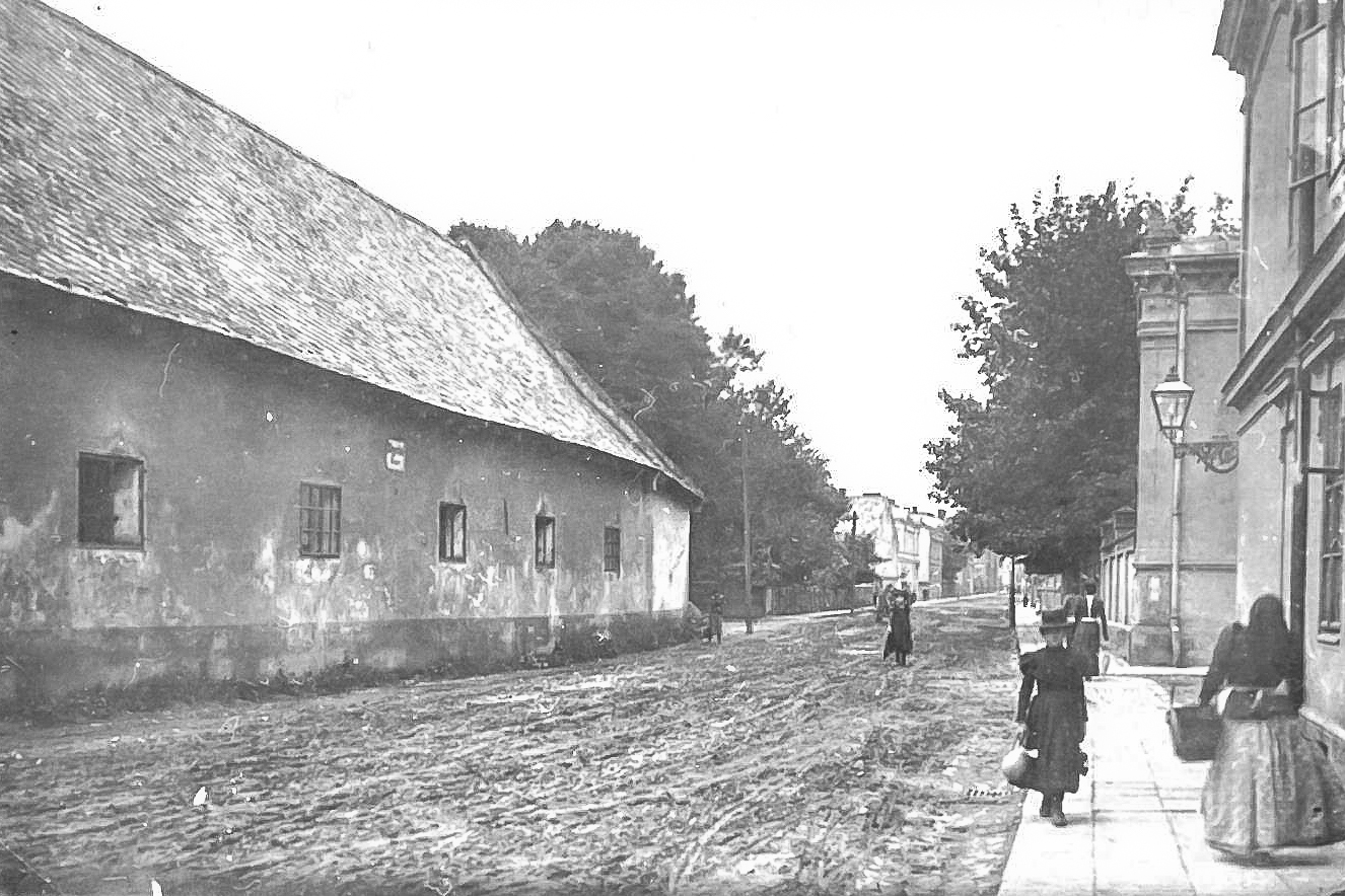 Historický průhled Mírovou ulicí