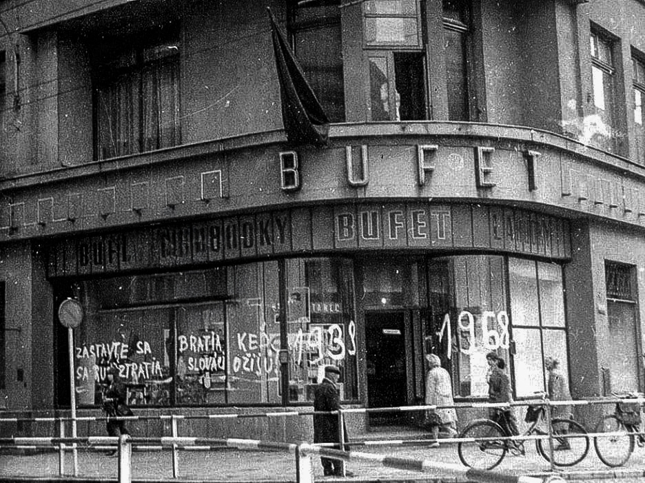 Příchod okupačních vojsk 21. srpna 1968