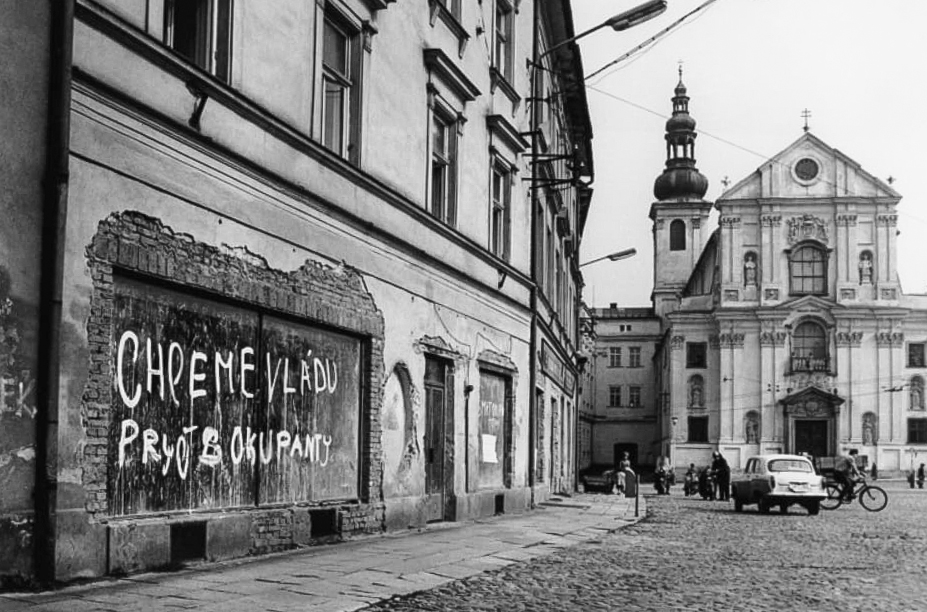Příchod okupačních vojsk 21. srpna 1968